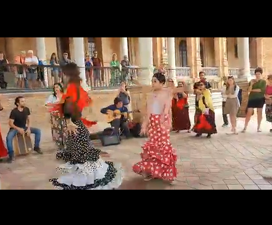 ABRIL FESTIVO – FERIA EN SEVILLA Carmen Romero baila as Sevillanas