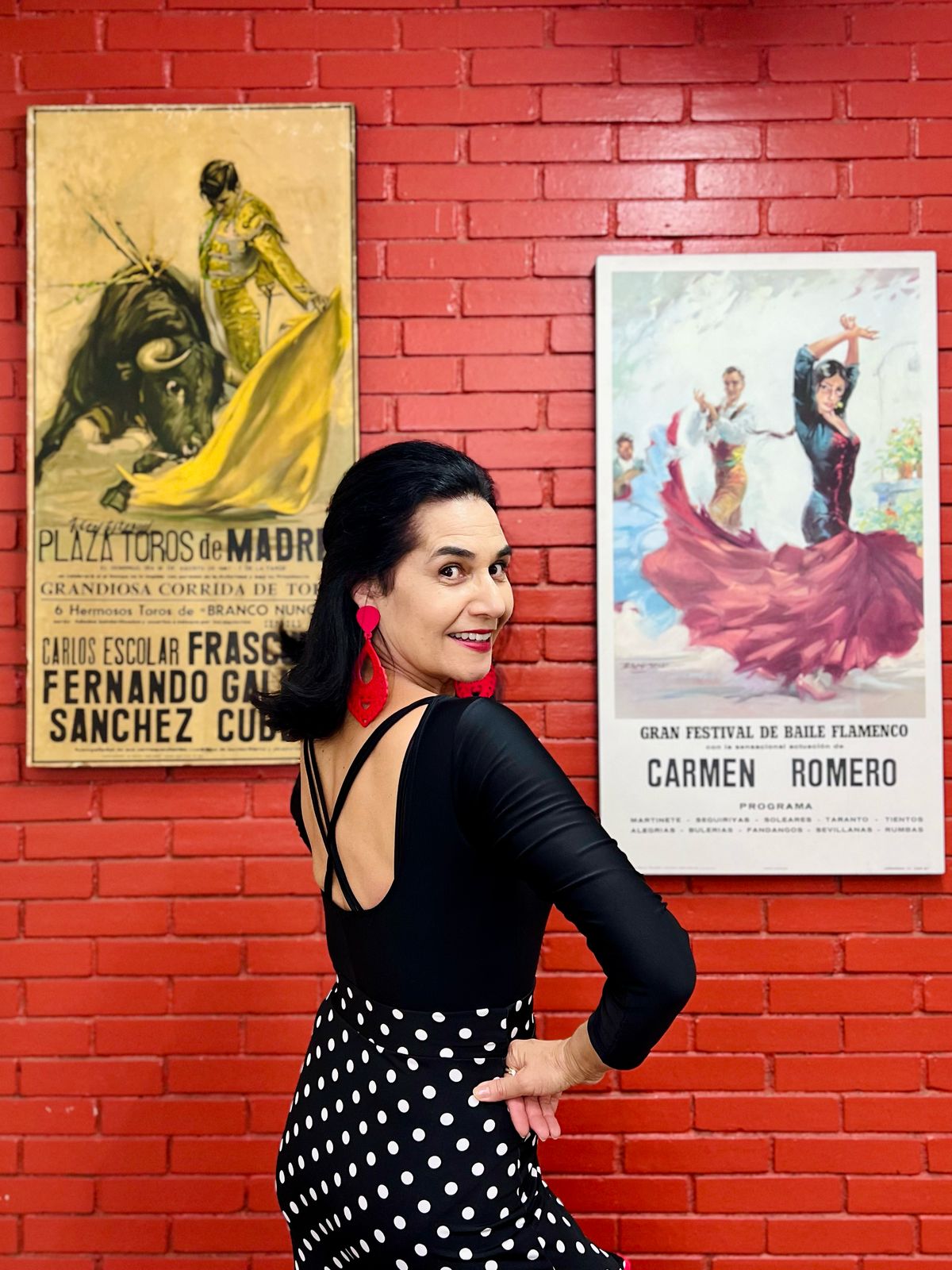 Carmen Romero ministra curso de Flamenco em Balneário Camboriú